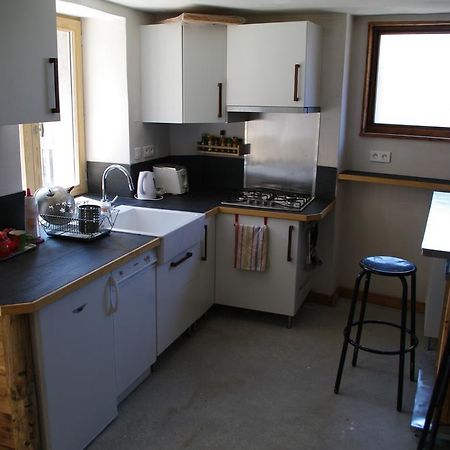 Appartement Dans Chalet De Montagne Bozel Δωμάτιο φωτογραφία