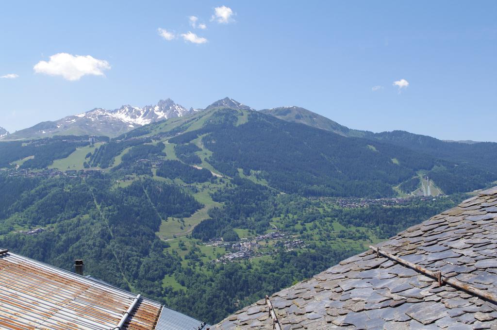 Appartement Dans Chalet De Montagne Bozel Δωμάτιο φωτογραφία